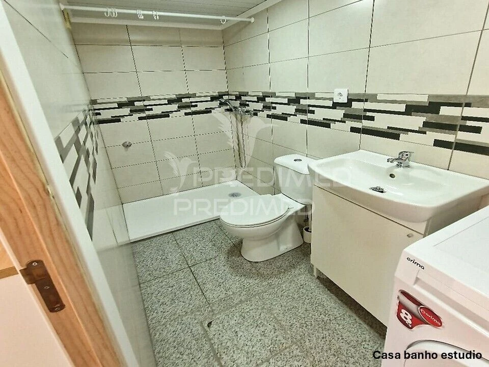 Moradia T5 para Venda em Amora Foto 39