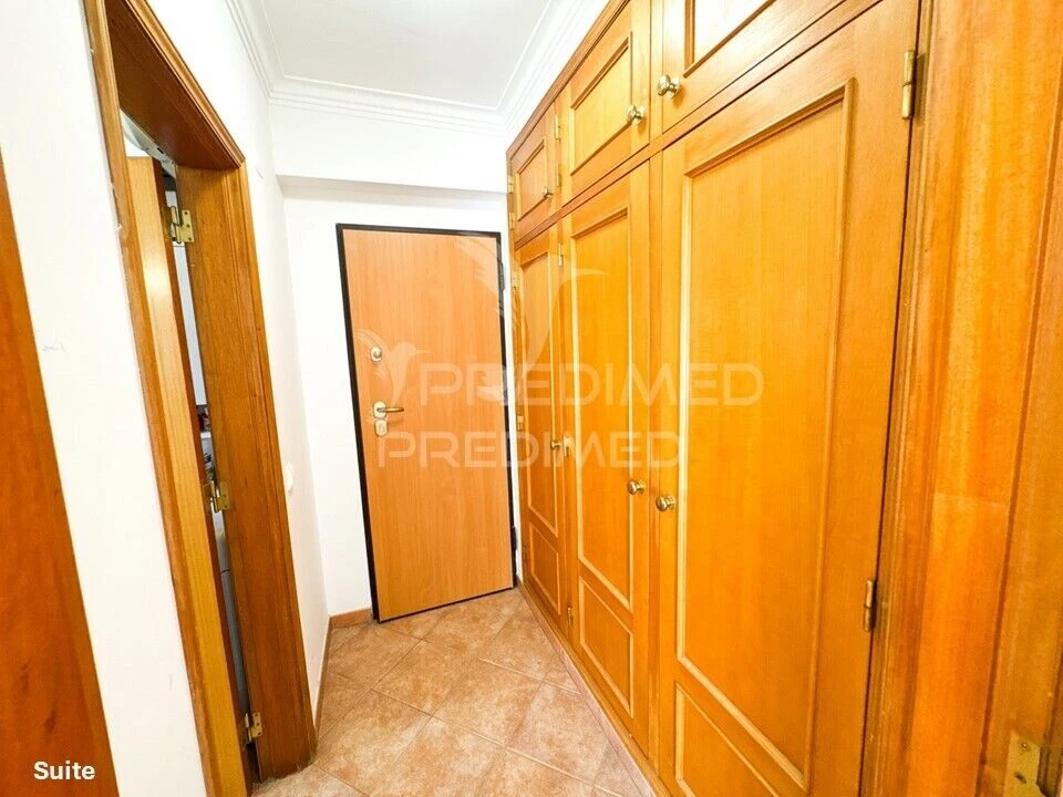 Moradia T5 para Venda em Amora Foto 17