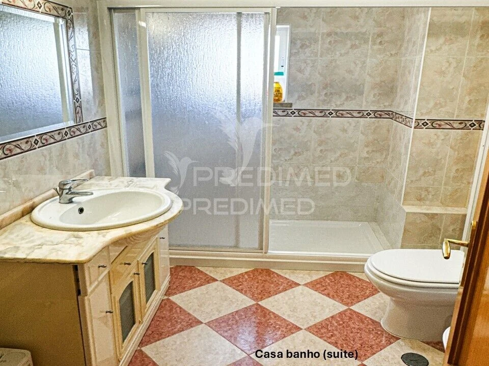 Moradia T5 para Venda em Amora Foto 22