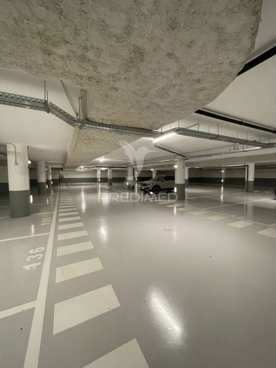 Apartamento T3 para Venda em São Martinho Foto 30