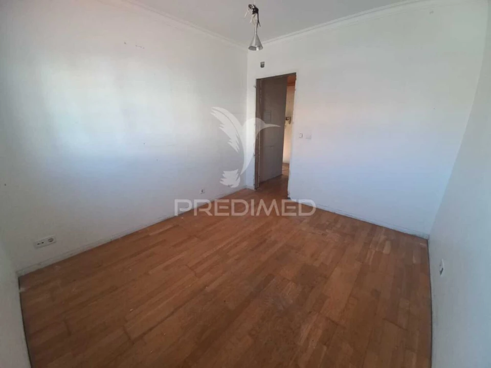 Moradia T3 para Venda em Santo Isidoro Foto 15