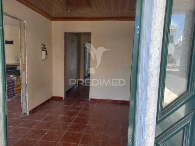 Moradia T3 para Venda em Santo Isidoro Foto 2