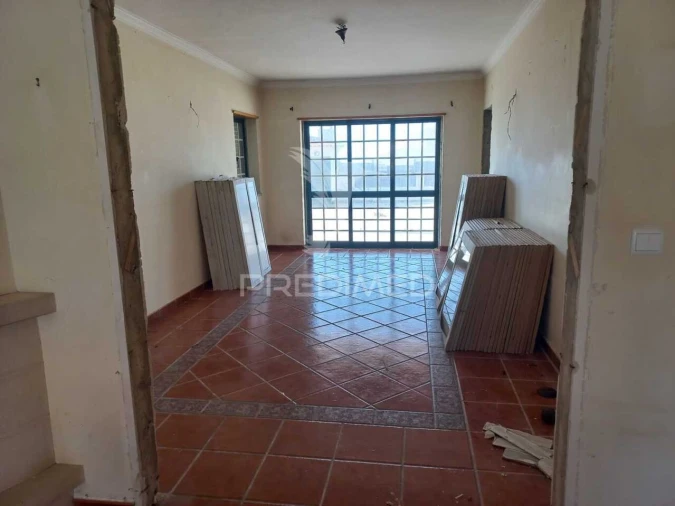 Moradia T3 para Venda em Santo Isidoro Foto 5