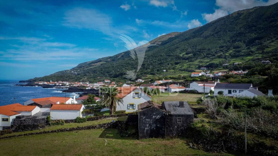 Moradia T2 para Venda em Santo Amaro Foto 5