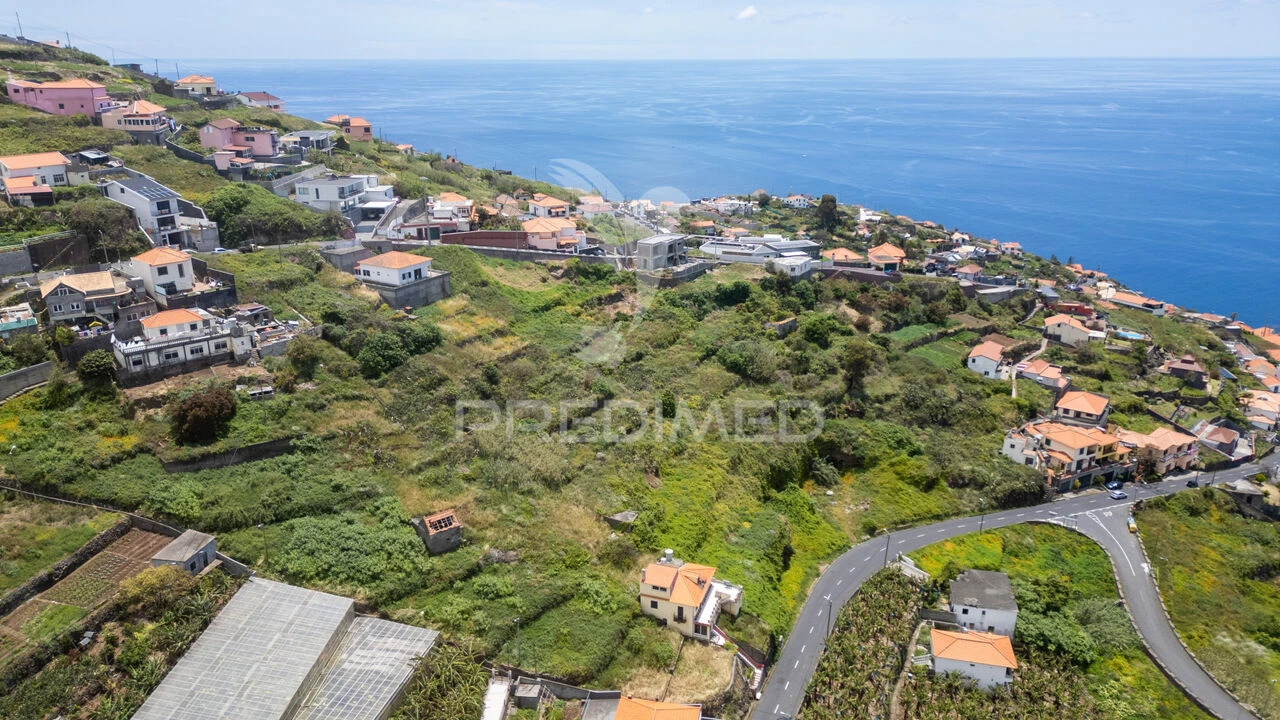 Terreno para Venda em Ribeira Brava Foto 8