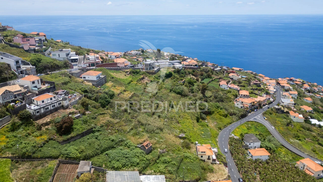 Terreno para Venda em Ribeira Brava Foto 7