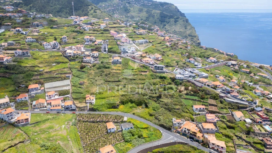 Terreno para Venda em Ribeira Brava Foto 13