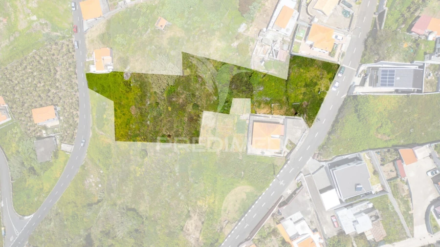 Terreno para Venda em Ribeira Brava Foto 2