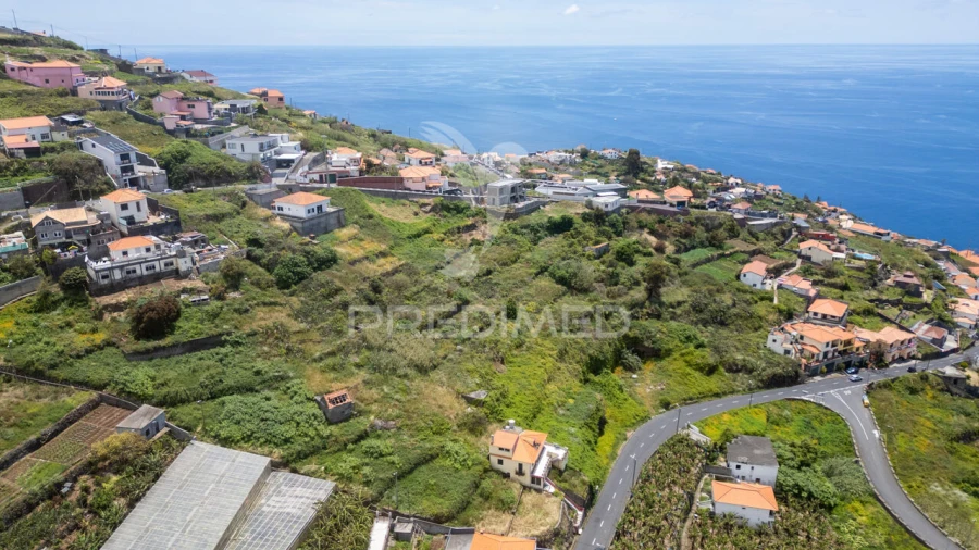 Terreno para Venda em Ribeira Brava Foto 8