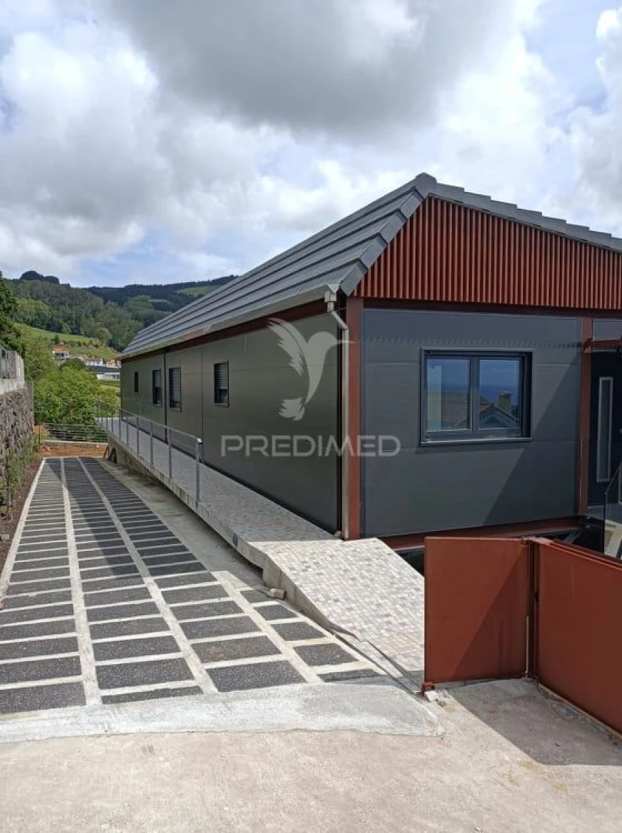 Moradia T2 para Venda em Posto Santo Foto 2