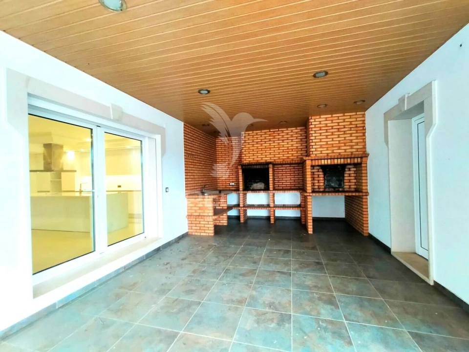 Moradia T6 para Venda em Bidoeira de Cima Foto 24