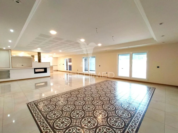 Moradia T6 para Venda em Bidoeira de Cima Foto 10