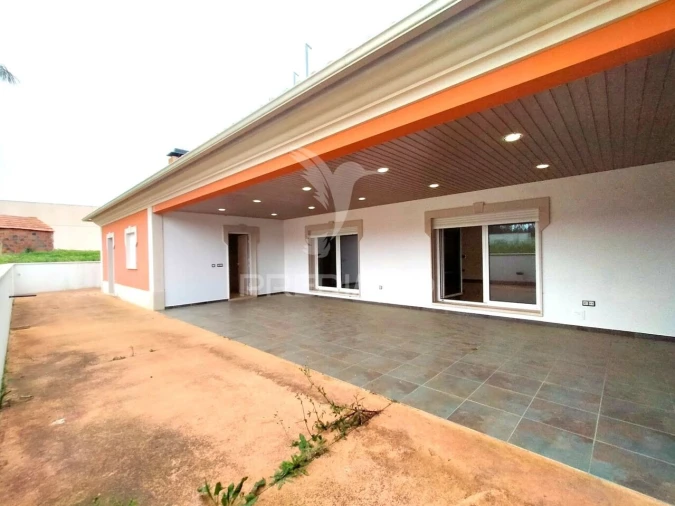 Moradia T6 para Venda em Bidoeira de Cima Foto 22