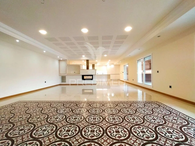 Moradia T6 para Venda em Bidoeira de Cima Foto 6