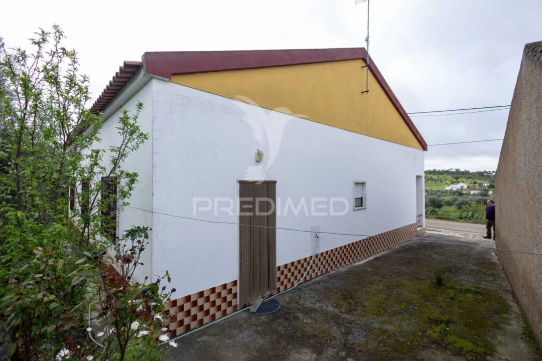 Moradia T3 para Venda em Capelins (Santo Antonio) Foto 28