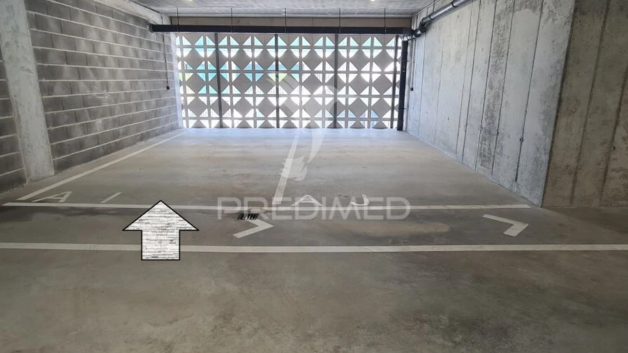 Garagem para Venda em Canidelo