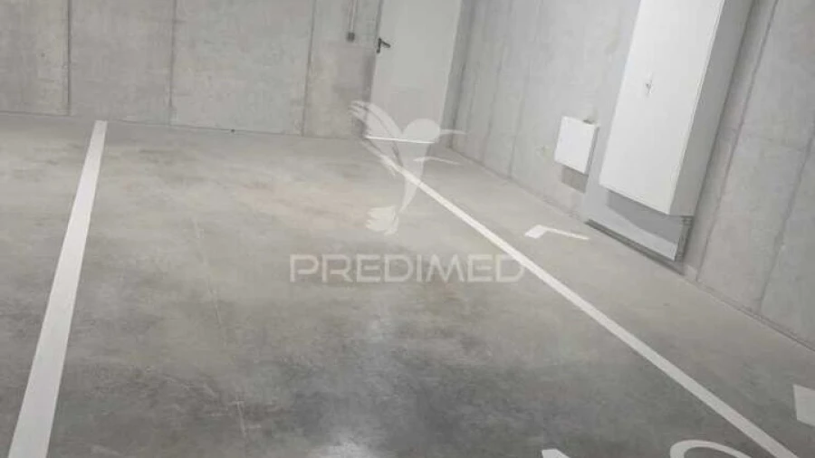 Garagem para Venda em Canidelo