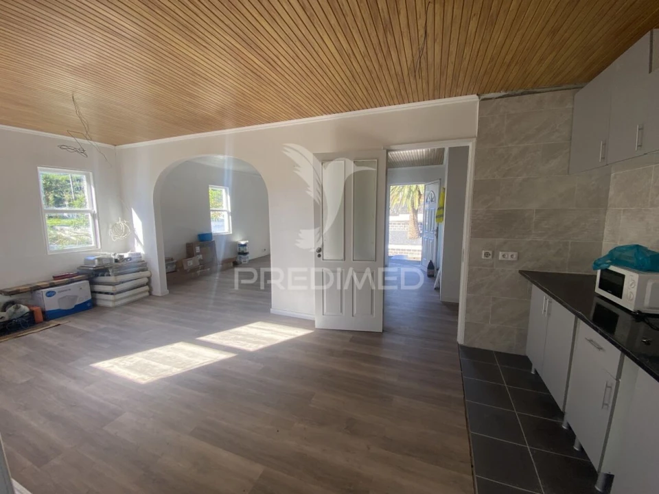 Moradia T3 para Venda em Topo (Nossa Senhora do Rosario) Foto 32