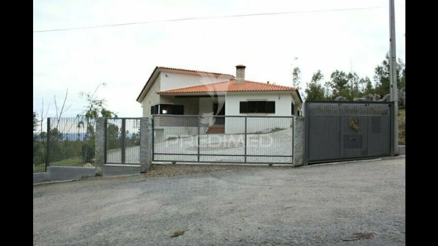 Quinta T4 para Venda em Talhadas