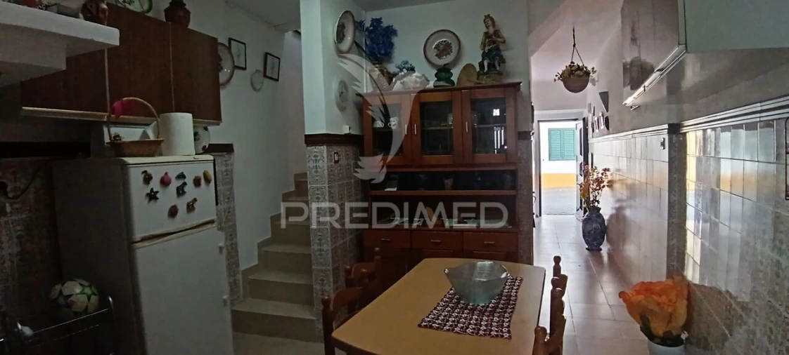 Moradia T2 para Venda em Aldeia da Mata Foto 5