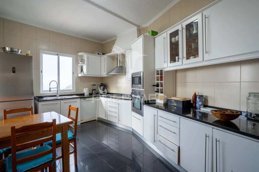 Moradia T3 para Venda em Santo Antonio Foto 11