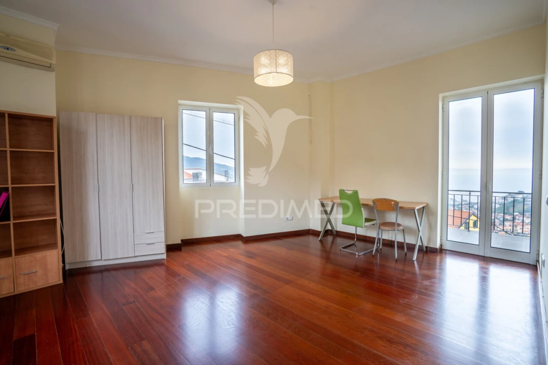 Moradia T3 para Venda em Santo Antonio Foto 14