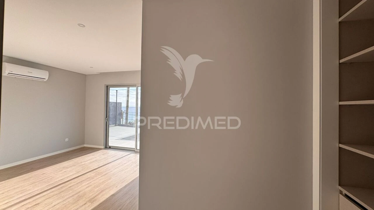 Moradia T4 para Venda em Paul do Mar Foto 22