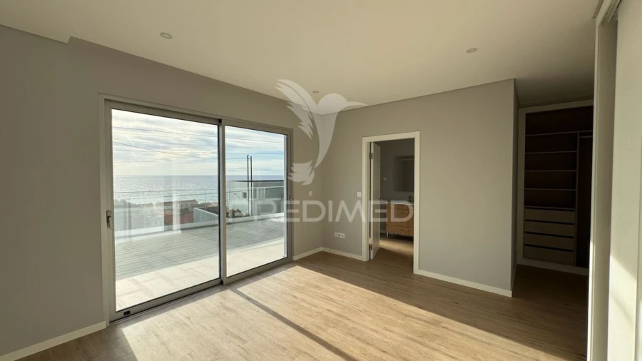 Moradia T4 para Venda em Paul do Mar Foto 23