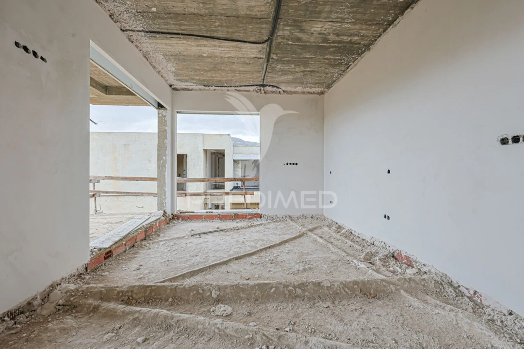 Moradia T5 para Venda em Loures Foto 34