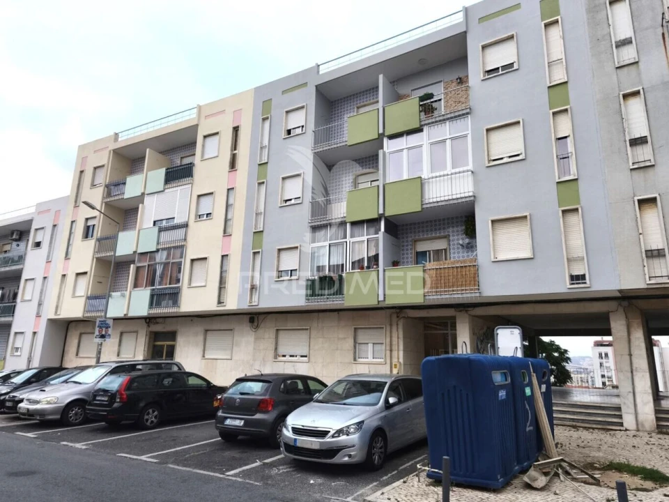 Apartamento T2 para Venda em Águas Livres Foto 32