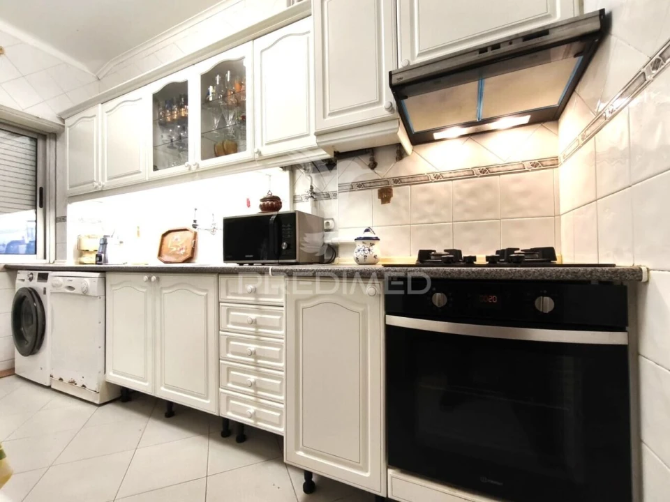 Apartamento T2 para Venda em Águas Livres Foto 23