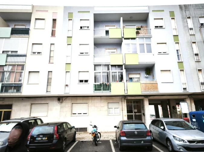 Apartamento T2 para Venda em Águas Livres Foto 33