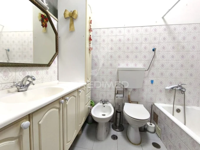 Apartamento T2 para Venda em Águas Livres Foto 29