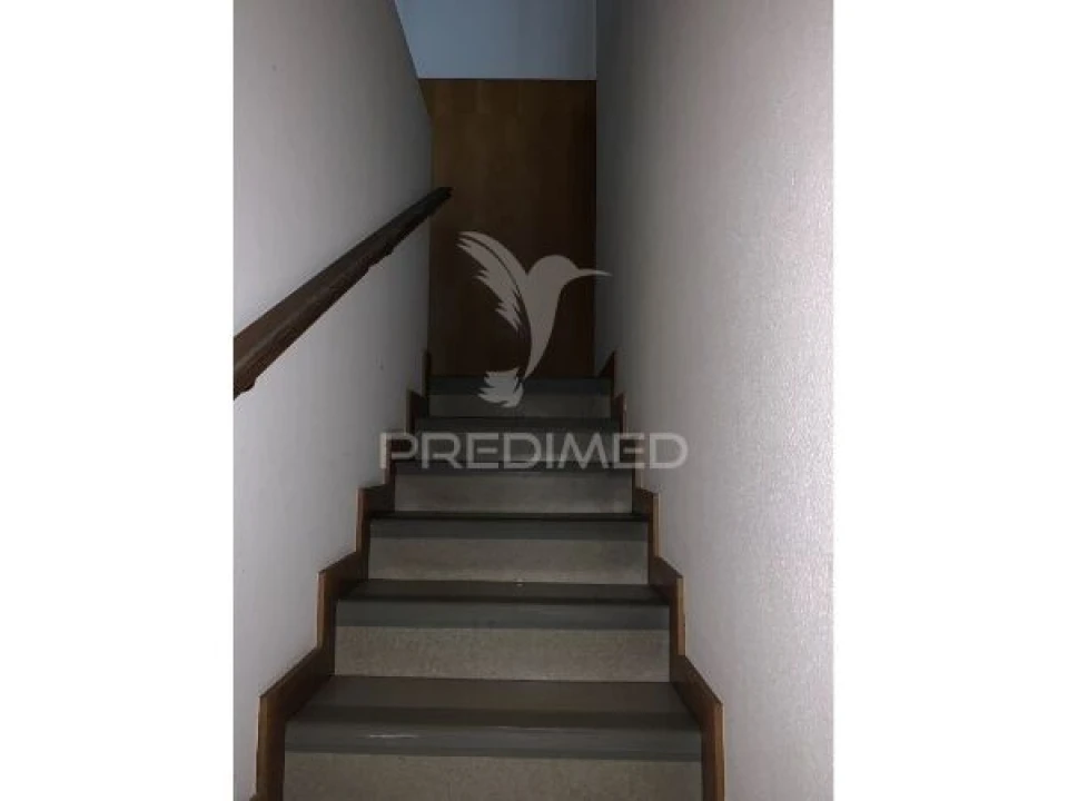 Loja para Venda em Santa Maria de Lamas Foto 9