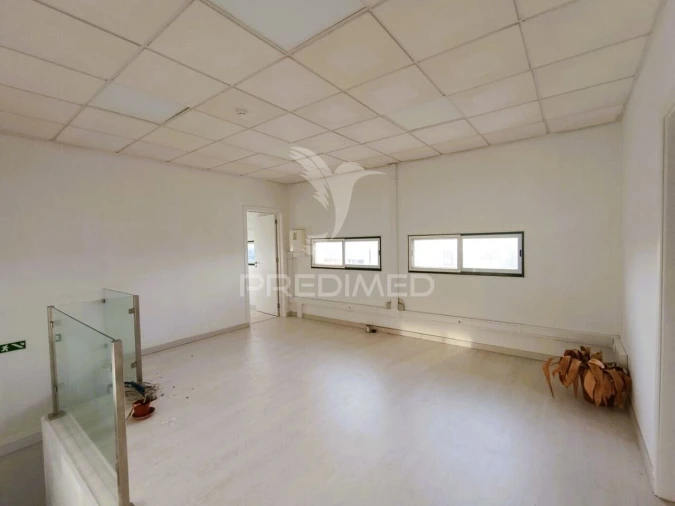 Armazém para Venda em Montoito Foto 22