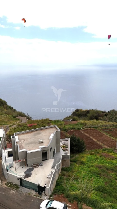 Moradia T3 para Venda em Canhas