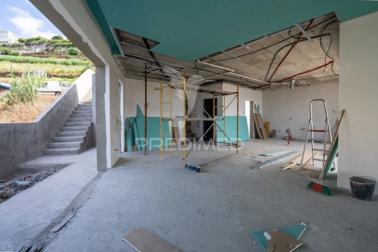 Moradia T3 para Venda em Canhas Foto 11