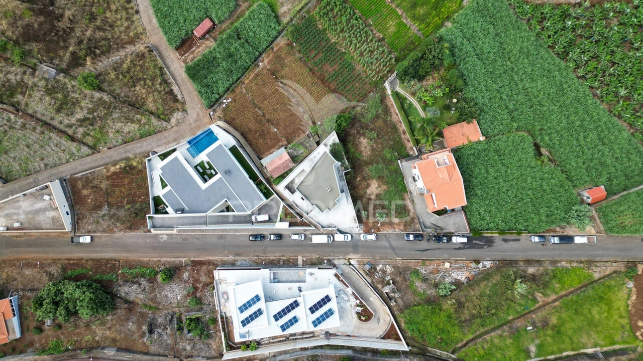 Moradia T3 para Venda em Canhas Foto 14