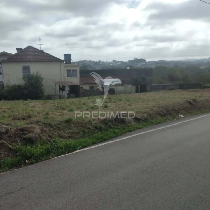 Terreno para Venda em Fiães Foto 1