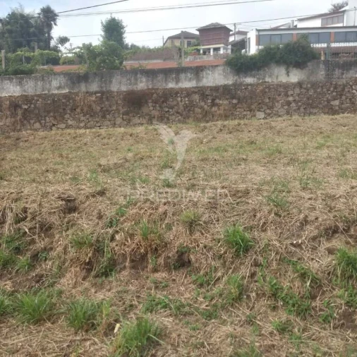 Terreno para Venda em Fiães Foto 2