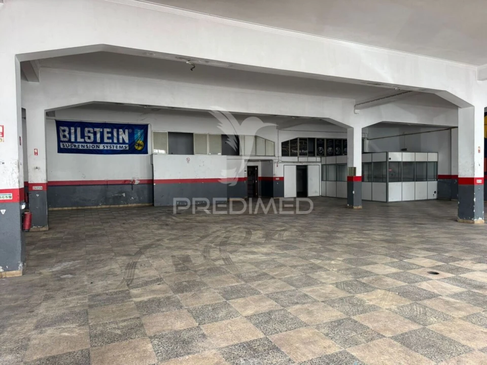 Armazém para Venda em Amora Foto 7