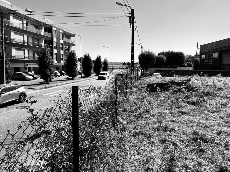 Terreno para Venda em Antas e Abade de Vermoim Foto 6