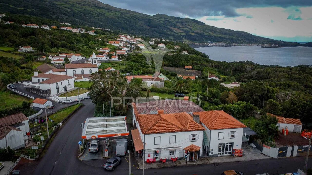 Prédio para Trespasse em Lajes do Pico Foto 20