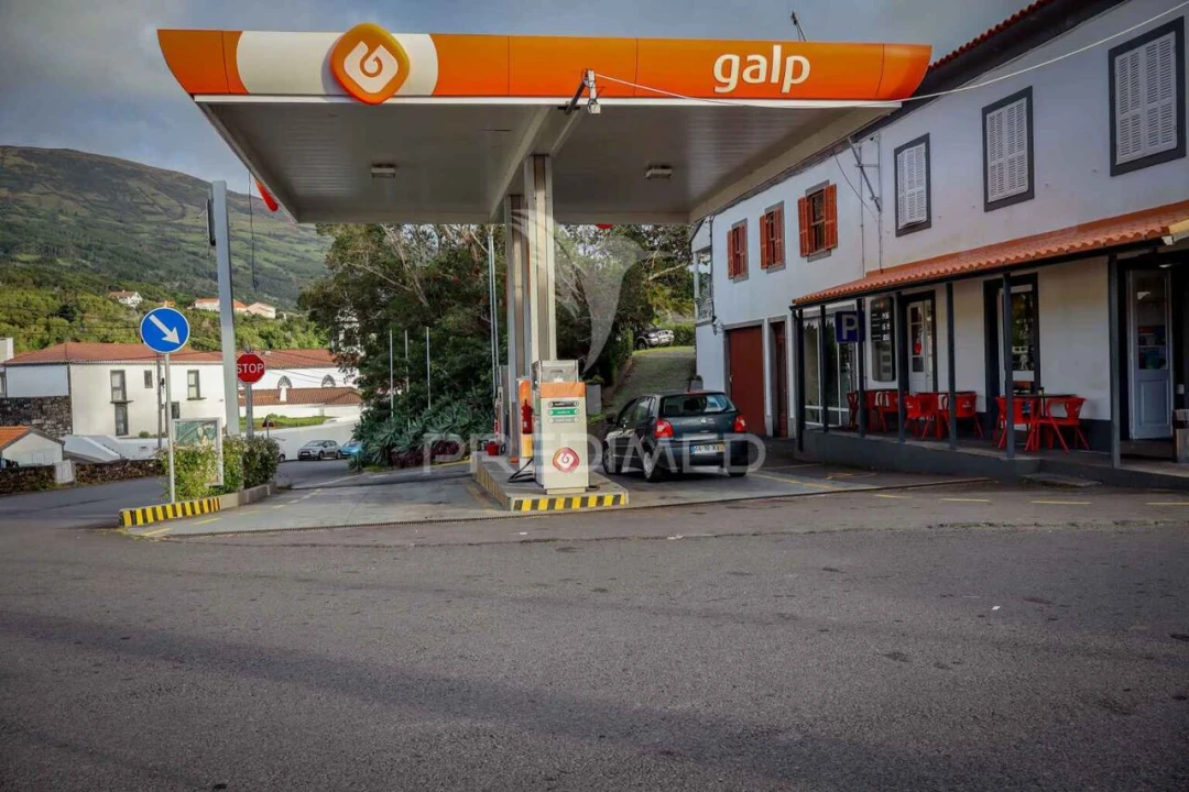 Prédio para Trespasse em Lajes do Pico Foto 15