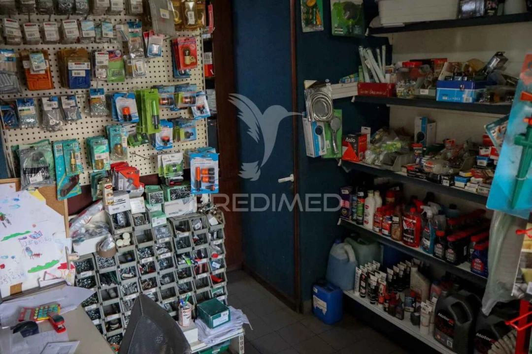 Prédio para Trespasse em Lajes do Pico Foto 8