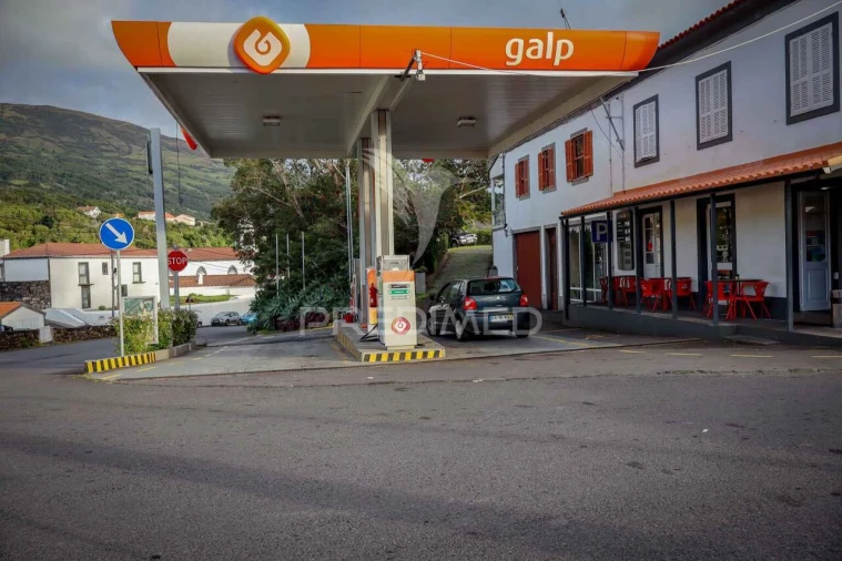 Prédio para Trespasse em Lajes do Pico Foto 15