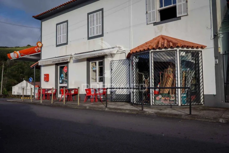 Prédio para Trespasse em Lajes do Pico Foto 3