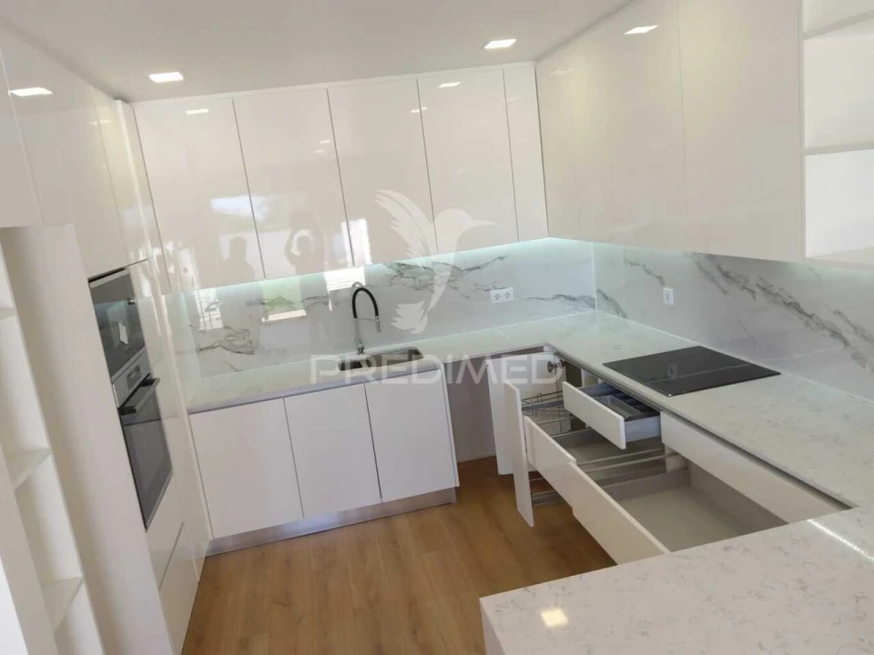 Moradia T4 para Venda em Nossa Sra de Fatima Foto 17