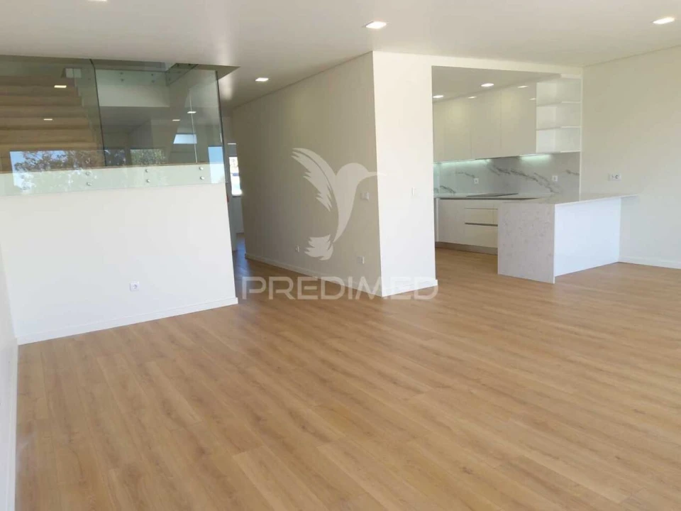 Moradia T4 para Venda em Nossa Sra de Fatima Foto 23