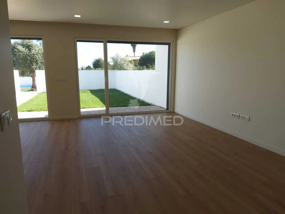 Moradia T4 para Venda em Nossa Sra de Fatima Foto 35